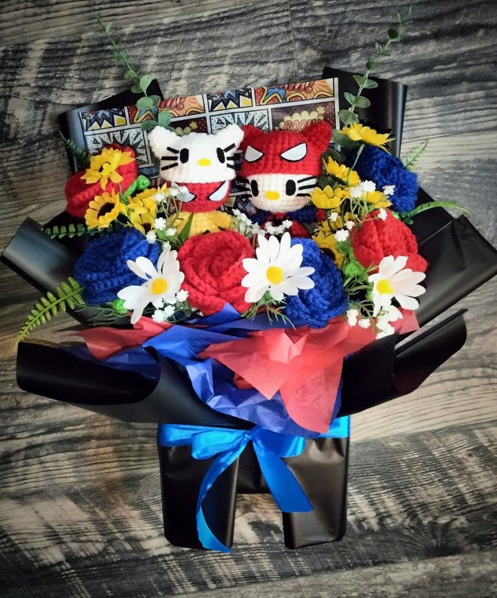 Batman Spiderman Kitty Couple Bouquet 💐