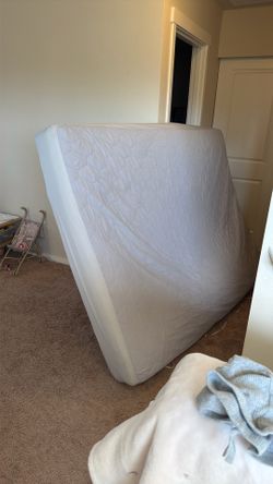 Queen size Mattress