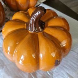 Ceramic PUMPKINS 5 available