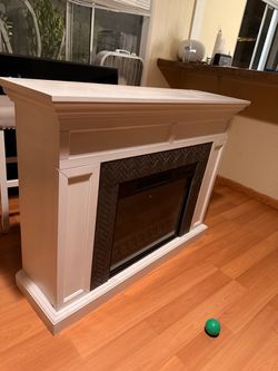 White Electric Fireplace with Mantel