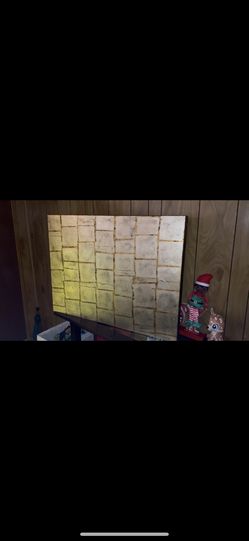 Textured Arrayed Picture 