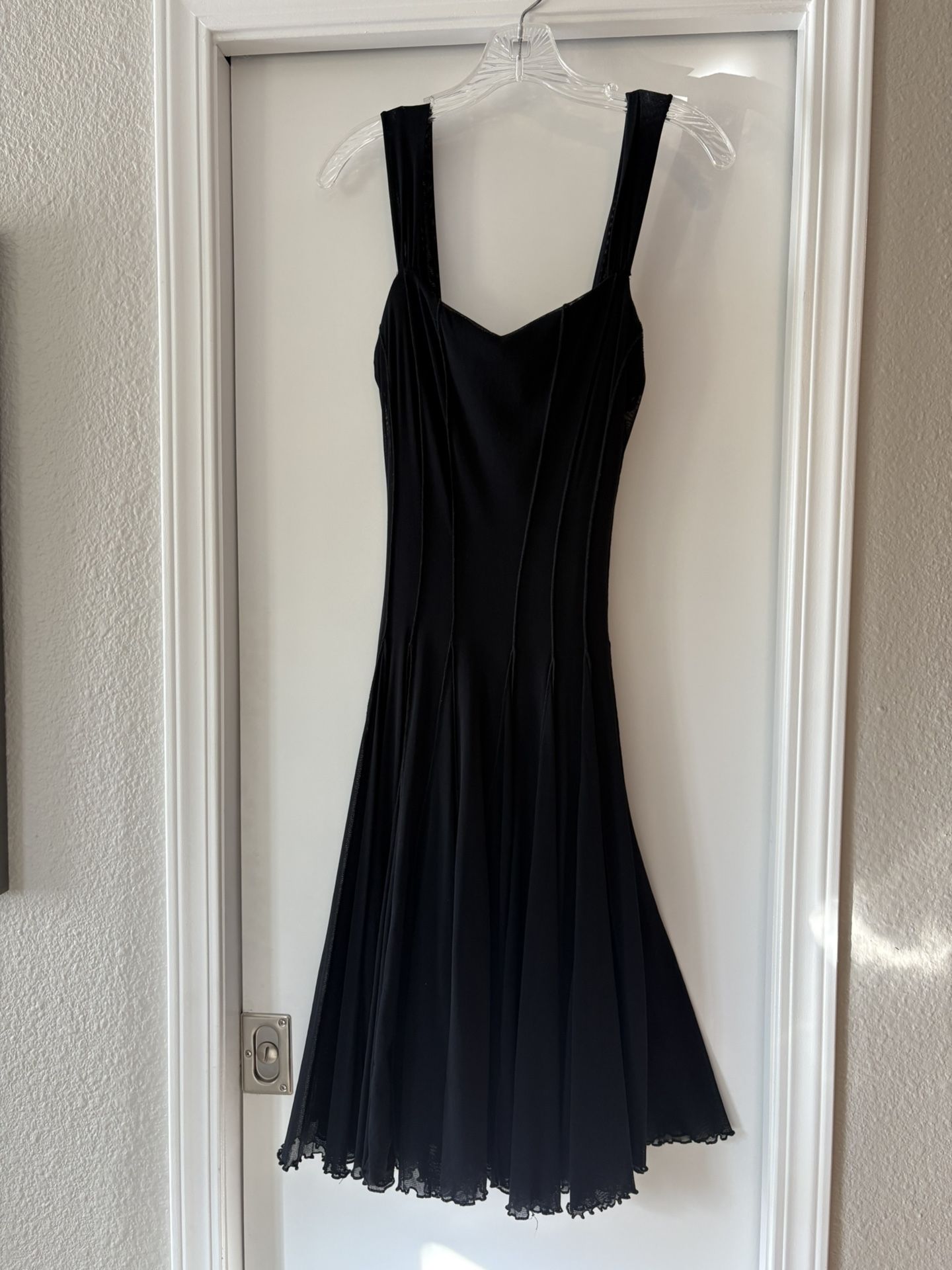 Elana Kattan Dress Medium Black Fit & Flare Floaty Dance Retro Pintuck