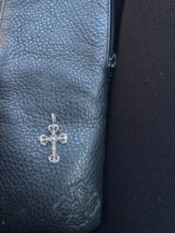 Chrome hearts cross pendant