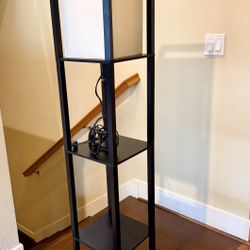 Floor Lamp with Built-In Shelves – Excellent Condition