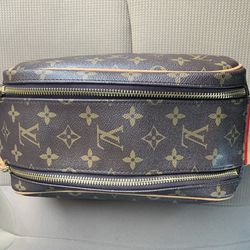 Louis Vuitton Suitcase for Sale in Sacramento, CA - OfferUp