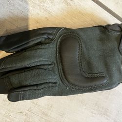 Combat Gloves, and Flyers Gloves, Army Issue