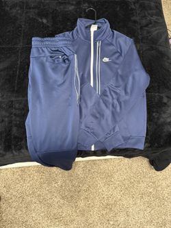 Nike Tech