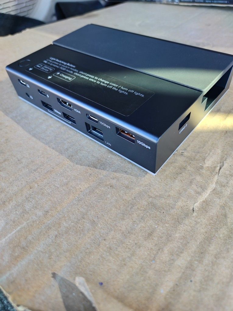 Ivanky 14 in 1 RGB docking station for Steam Deck OLED/ROG Xbox Ally X/Lenovo Legion Go S