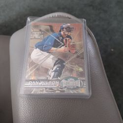 Baseball Dan Wilson 1997 Fleer Metal Card #151.  Cash Porch Pickup Redmond 