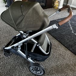Uppababy V2 Cruz Stroller 