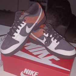 nike dunk red panda 