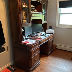 Desk/File Cabinet