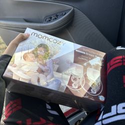momcozy