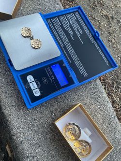 Nugget earrings 10K