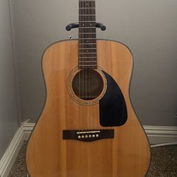 Fender Acoustic Guitar DG-8S Bundle. 