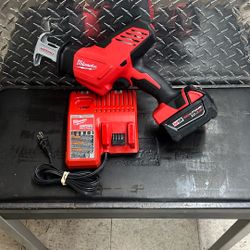 Milwaukee 18V M18 Hackzall Reciprocating Saw w/ 3.0 Battery & Charger 2625-20