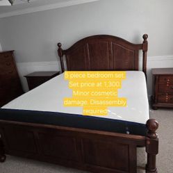 5 piece King bedroom set