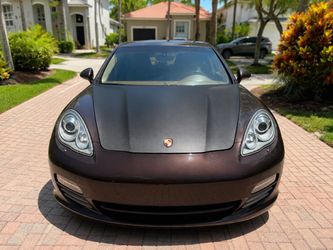 2011 Porsche Panamera