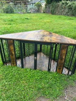 Corner Dog Crate with Wood Top