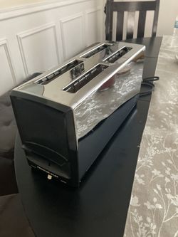 PROCTOR-SILEX  4 Piece Toaster -vintage NEW CONDITION 