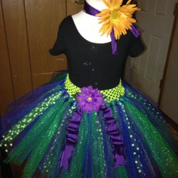 Tutu’s & More Paint