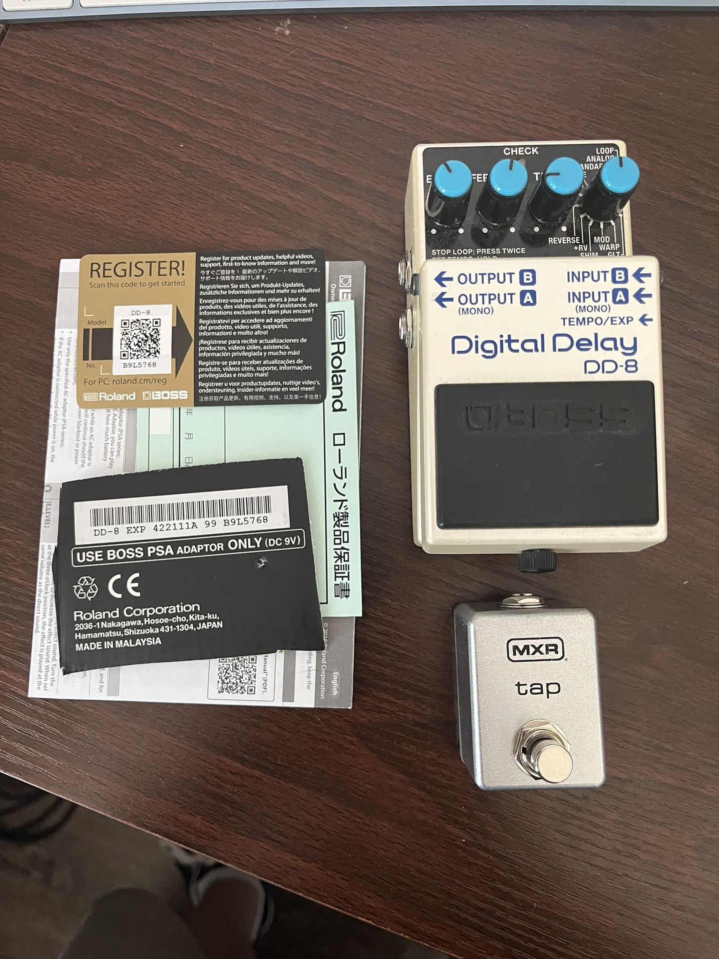 BOSS DD-8 Digital Delay / Looper + MXR Tap Tempo