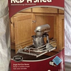 1 Tier Metal Pull Out Basket 14.5"