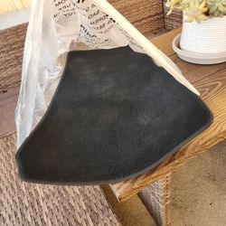 2024 Tesla Model Y Complete Set Of Original Rugs $40