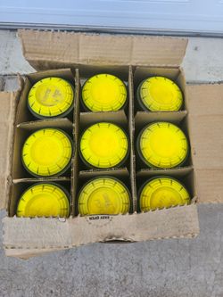 White Flyer Yellow Clay Targets 135 Count Made In USA Clay Targets Skeet