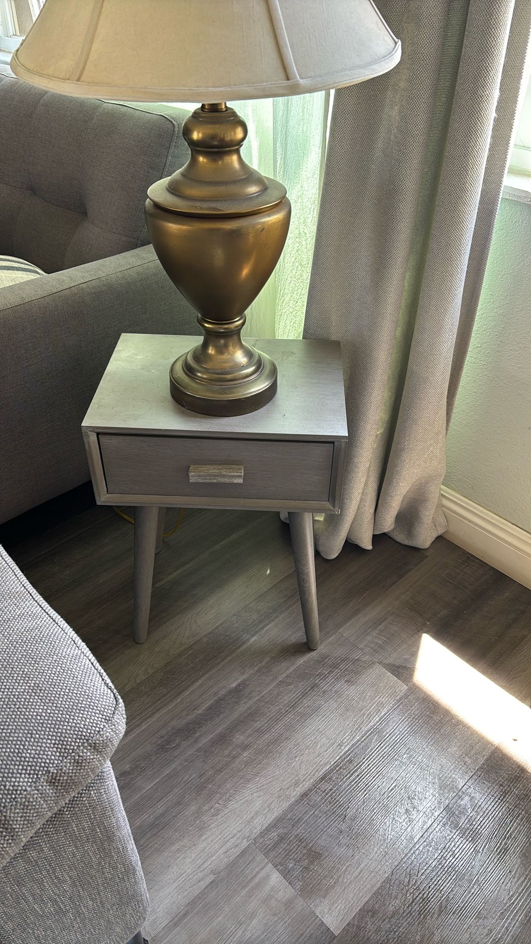 2 Side Table