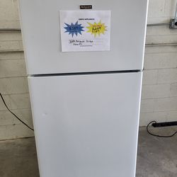 💚St Patrick's Sale! 2019 Like New Hotpoint 16cuft Fridge-Warranty Included
