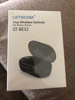 Wireless earbuds