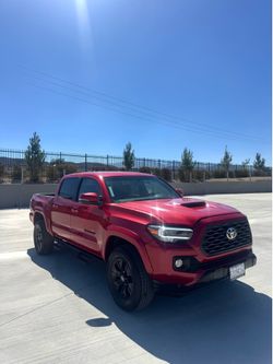 2020 Toyota Tacoma trd sport 2 WD