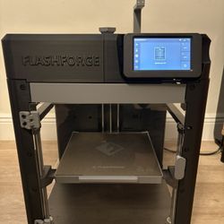 FLASHFORGE Adventurer 5M 3D Printer 600mm/s High-Speed  w/Auto Leveling Printing