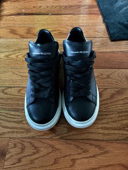 Alexander Mcqueens