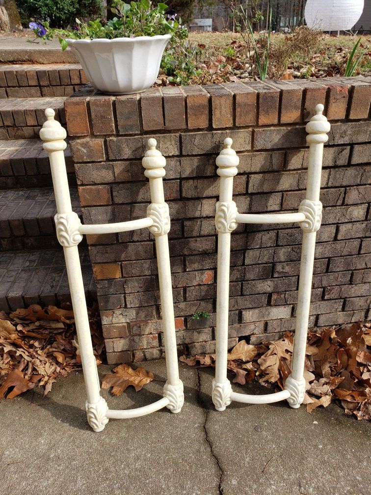 Wrought iron queen bed frame