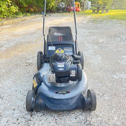 Craftsman Push Lawnmower Start Ay First Pull It Works Excellent 