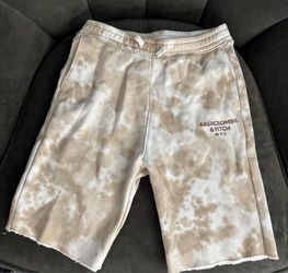 Abercrombie & Fitch NYC Tie-Dye Sweat Shorts. Size 13/14 kids