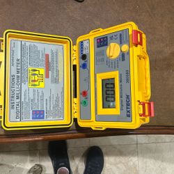 EXTECH 380580 Digital Milliohm Meter