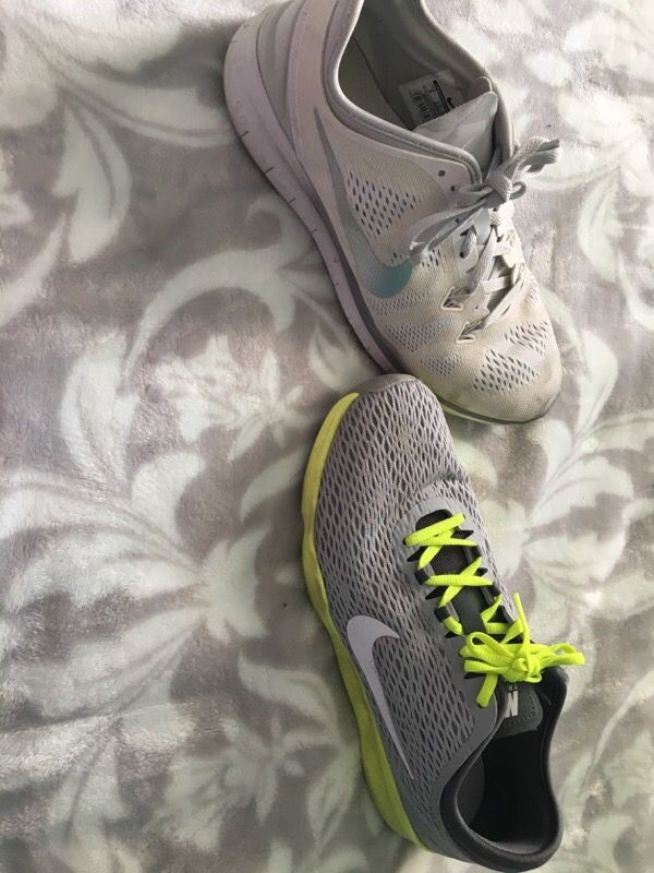 WOMENS NIKE SHOES