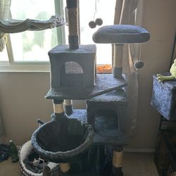 Cat tree