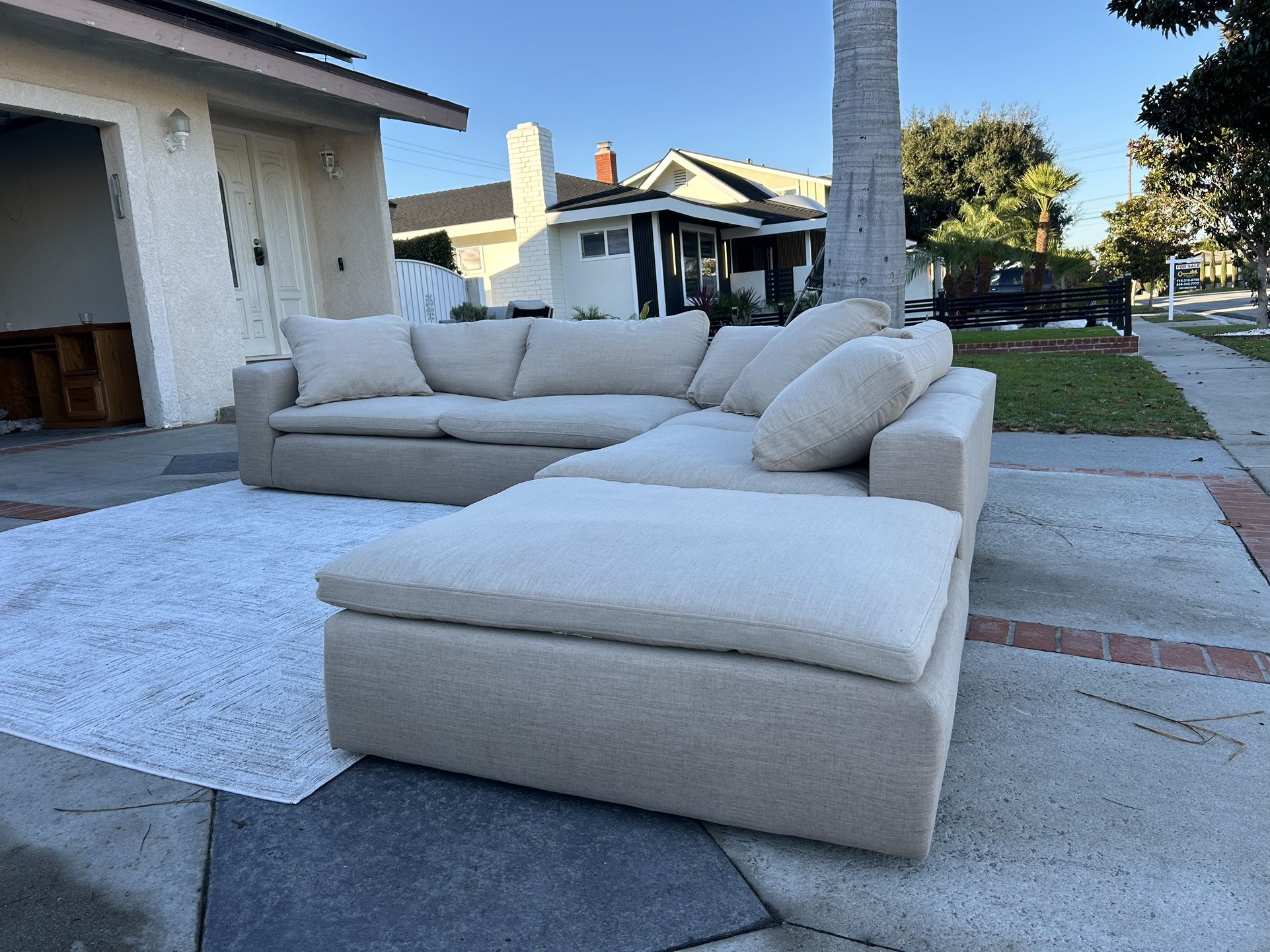 Utopia Modular Cloud Couch - FREE DELIVERY