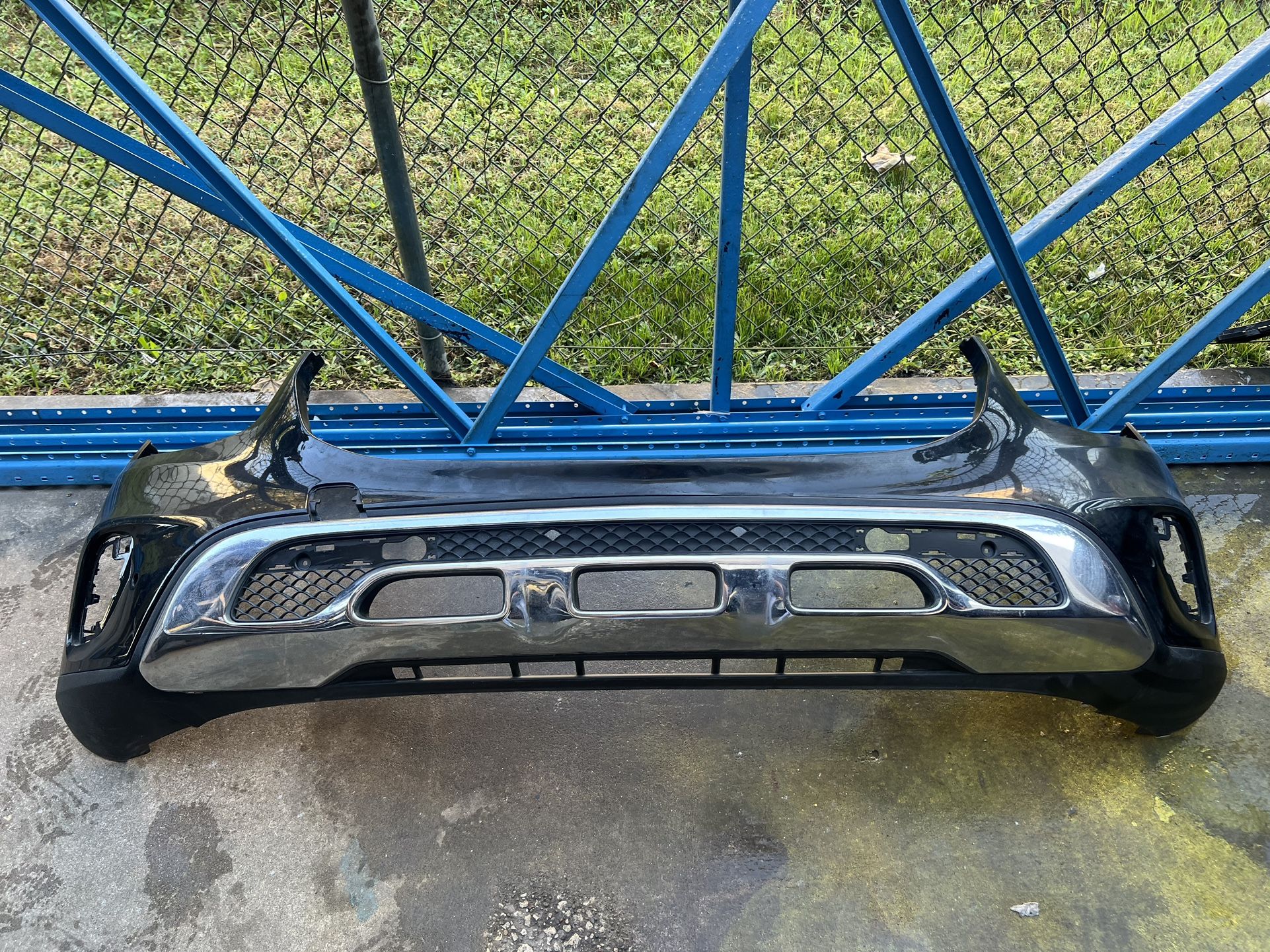 2020-2022 Mercedes-Benz GLC300 Sport Front Bumper Used Oem