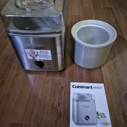 Ice Cream Maker Cuisinart ICE-30BC 2 Qt Bundle With Freezer Bowl