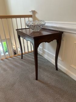 Vintage matching  Grand Rapids Imperial end tables