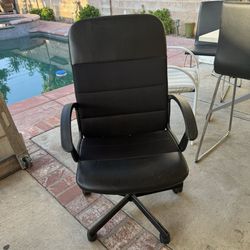 Desk chair