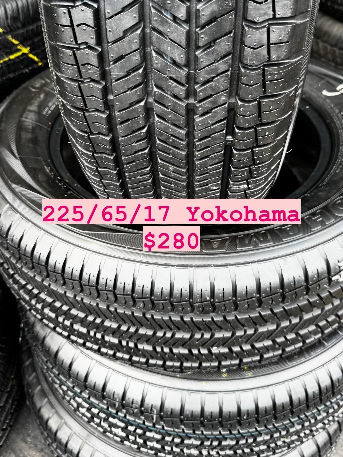 FOUR GOOD USED TIRES 225/65/17 YOKOHAMA 95%TREAD LIFE $300 PRICE INCLUDE INSTALACIÓN AND BALANCE 