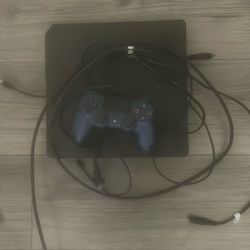 PS4 Standard Edition- 500 Internal Storage - Moddable