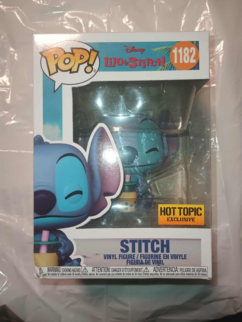 Funko POP DISNEY LILO & STITCH WITH BOBA #1182 EXCLUSIVE HOT TOPIC
