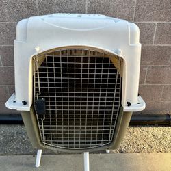 PET CAGE.